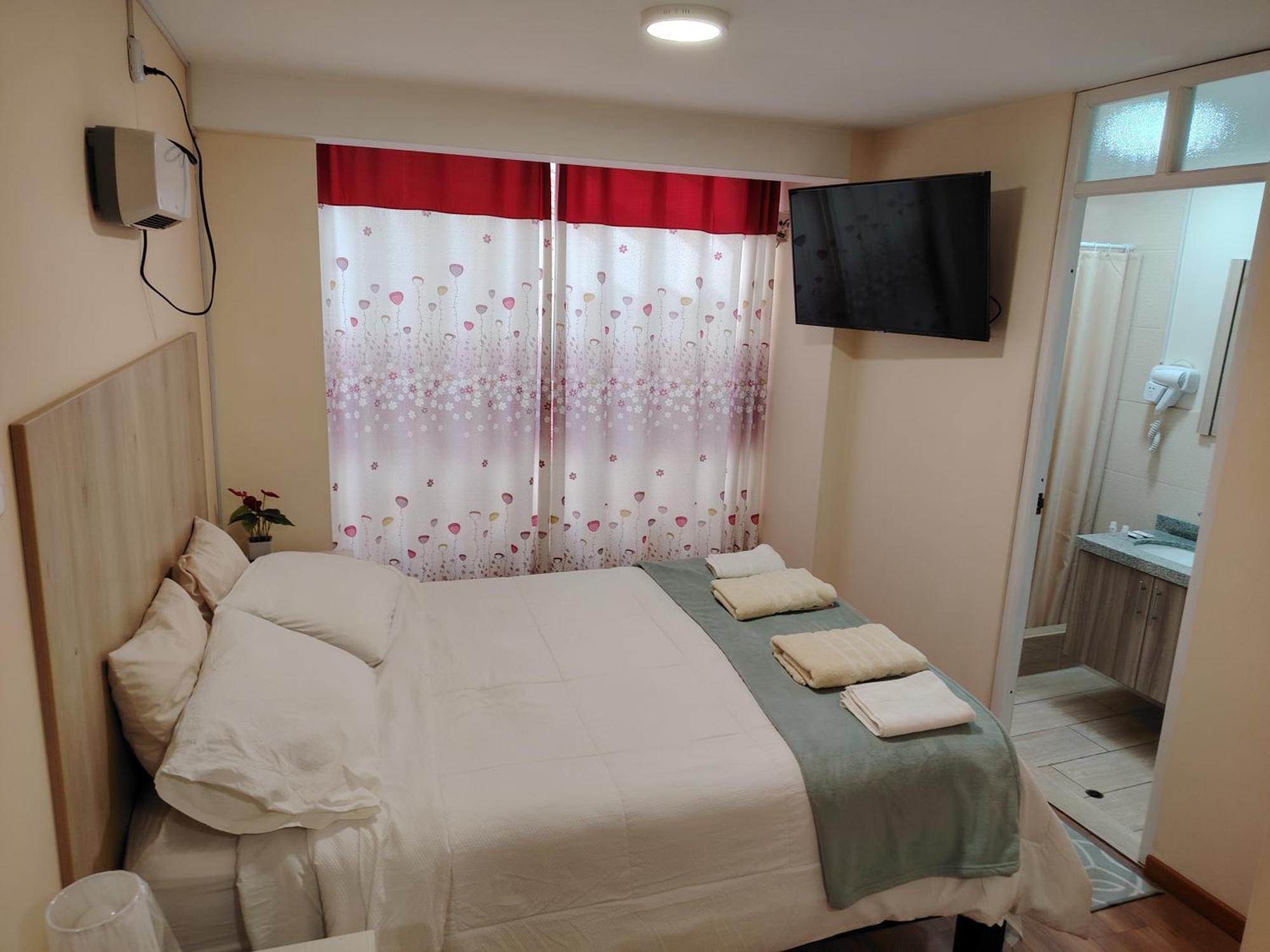 Mada Guest House Puno "Hospedaje" מראה חיצוני תמונה